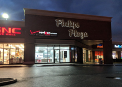 
                                	        Philips Plaza
                                    